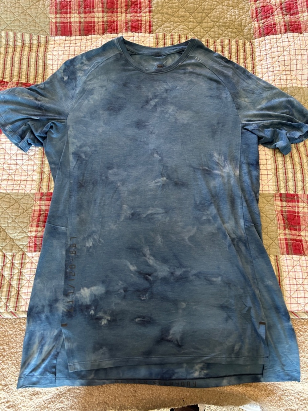 lululemon athletica Men's Blue Tie-Dye Short Sleeve Tee